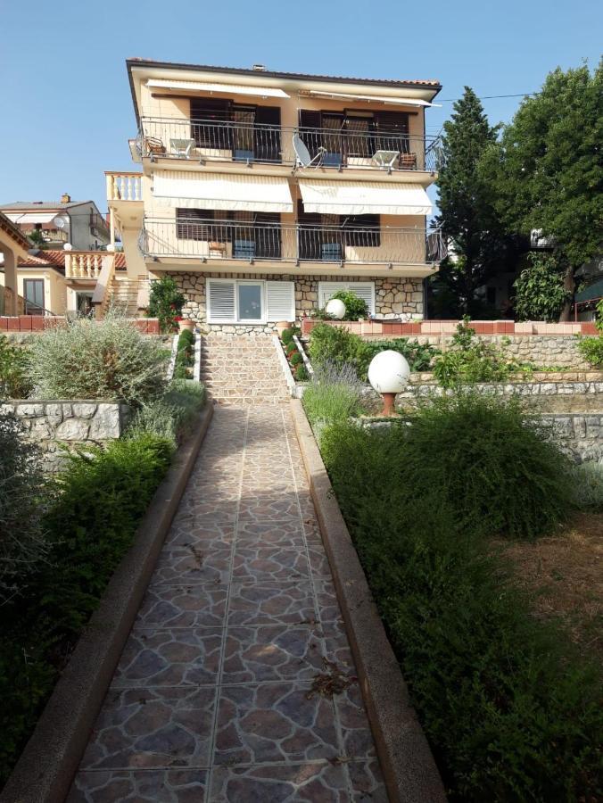 Apartment Nena Crikvenica Exterior photo